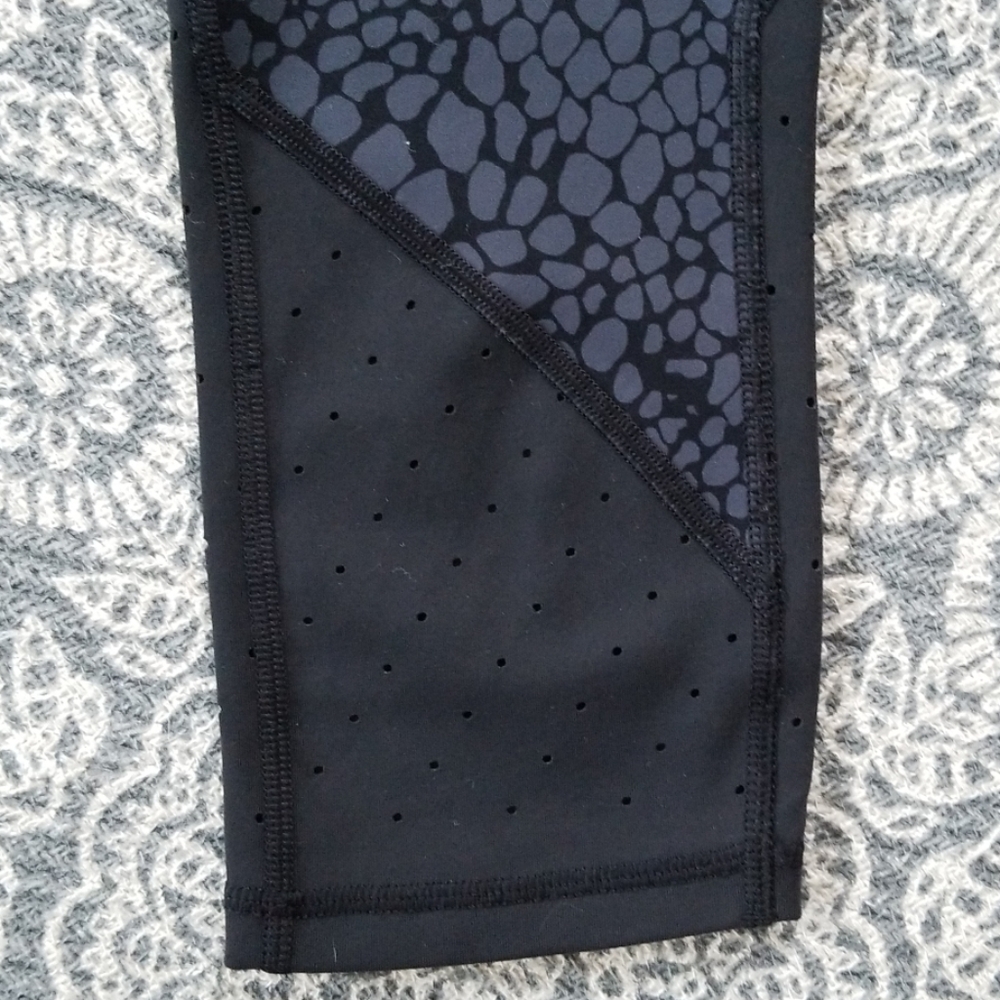 Athleta Capris - image 2